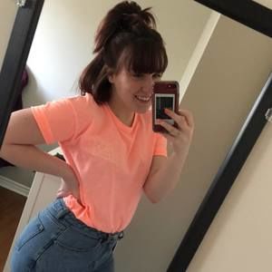 Meet your Posher, Emma